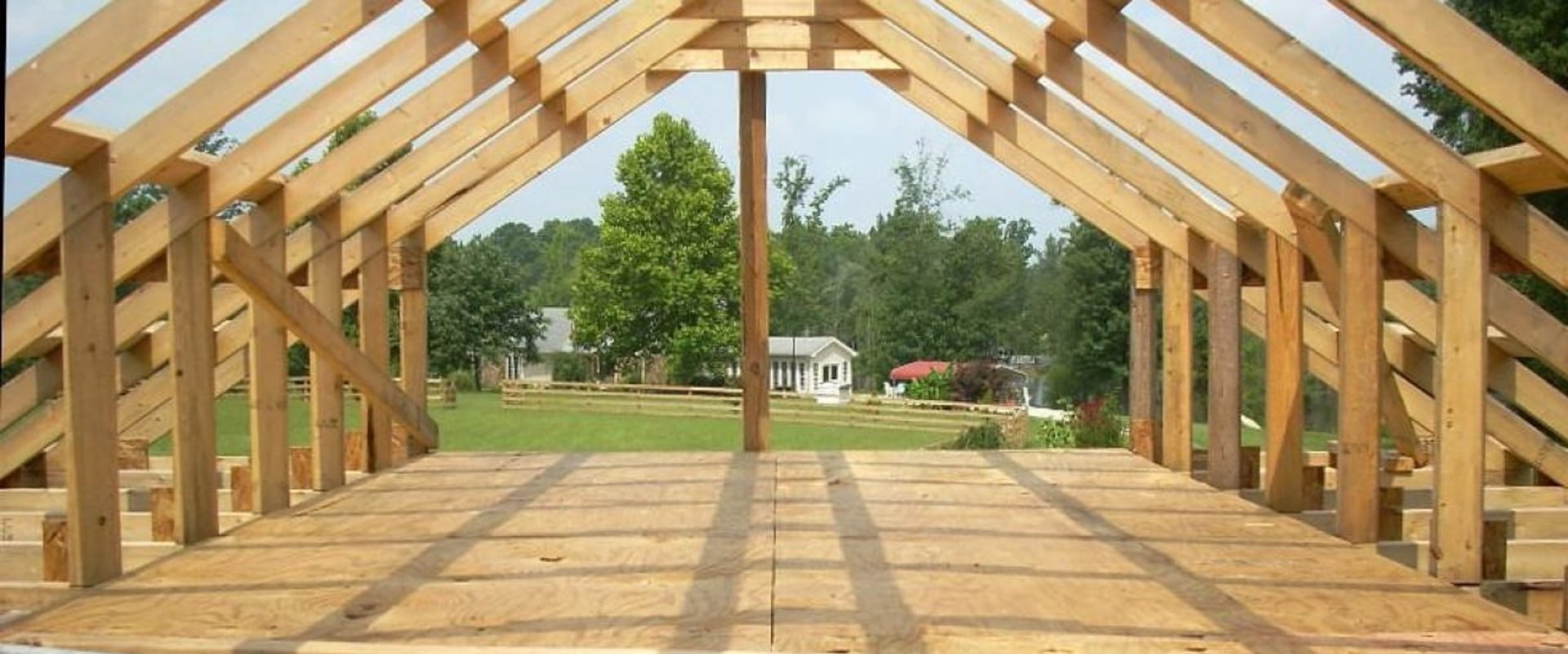 What is the simplest roof to build?