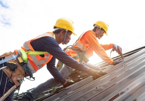 What are some disadvantages of being a roofer?